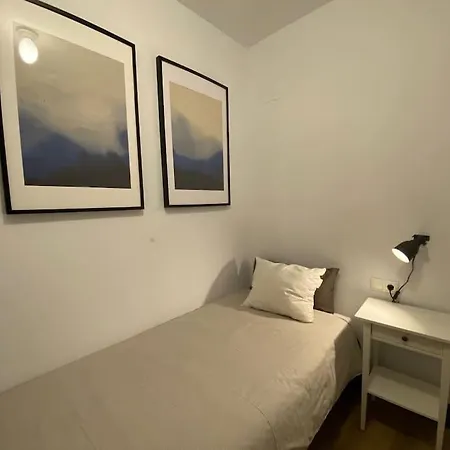 Rent - Picasso House *