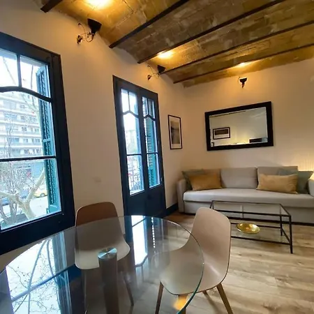 Rent - Picasso House Apartment *