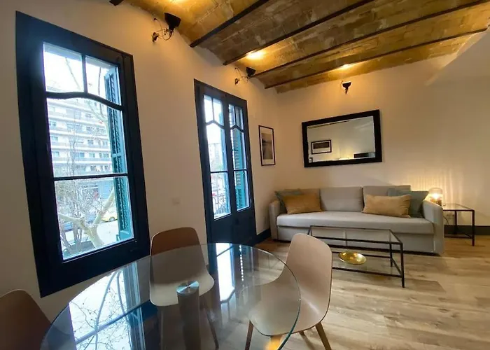 Rent - Picasso House Διαμέρισμα *